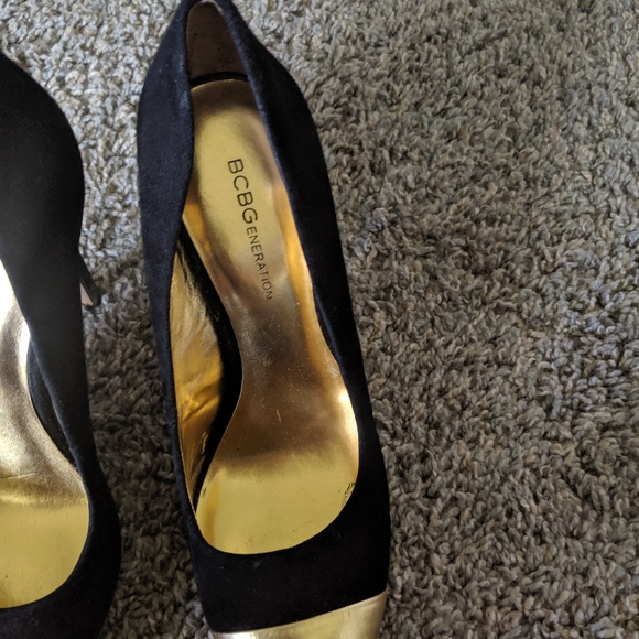 hello holidays!!! Bcbg heel - Picture 3 of 4